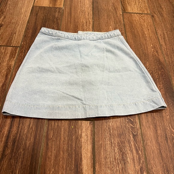American Apparel Denim Button Down Skirt - Picture 2 of 4